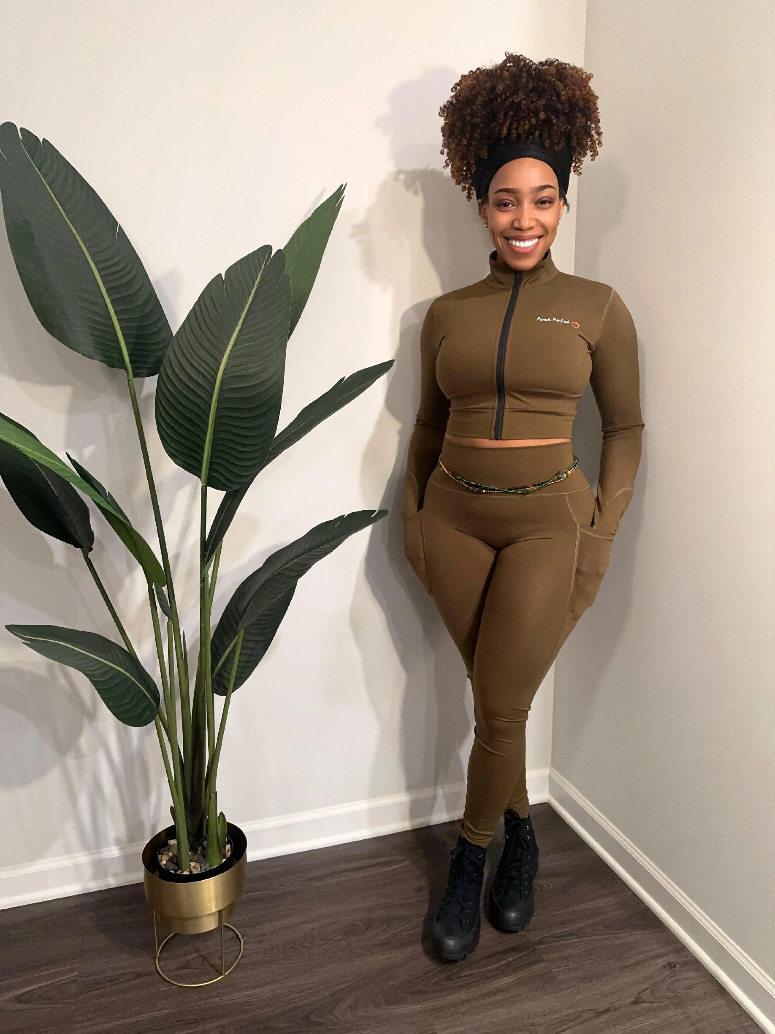 Luxe Cropped Fitness Jacket