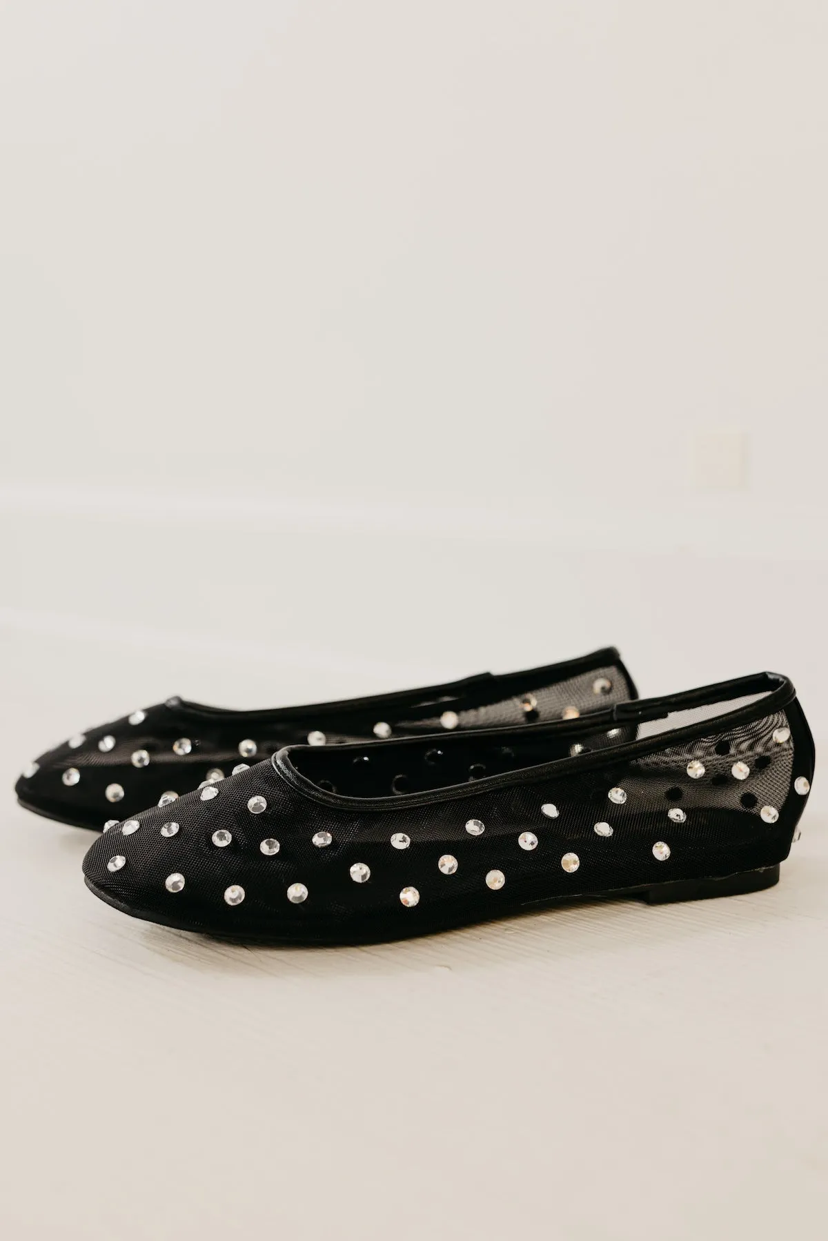 The Heartful Rhinestone Flat